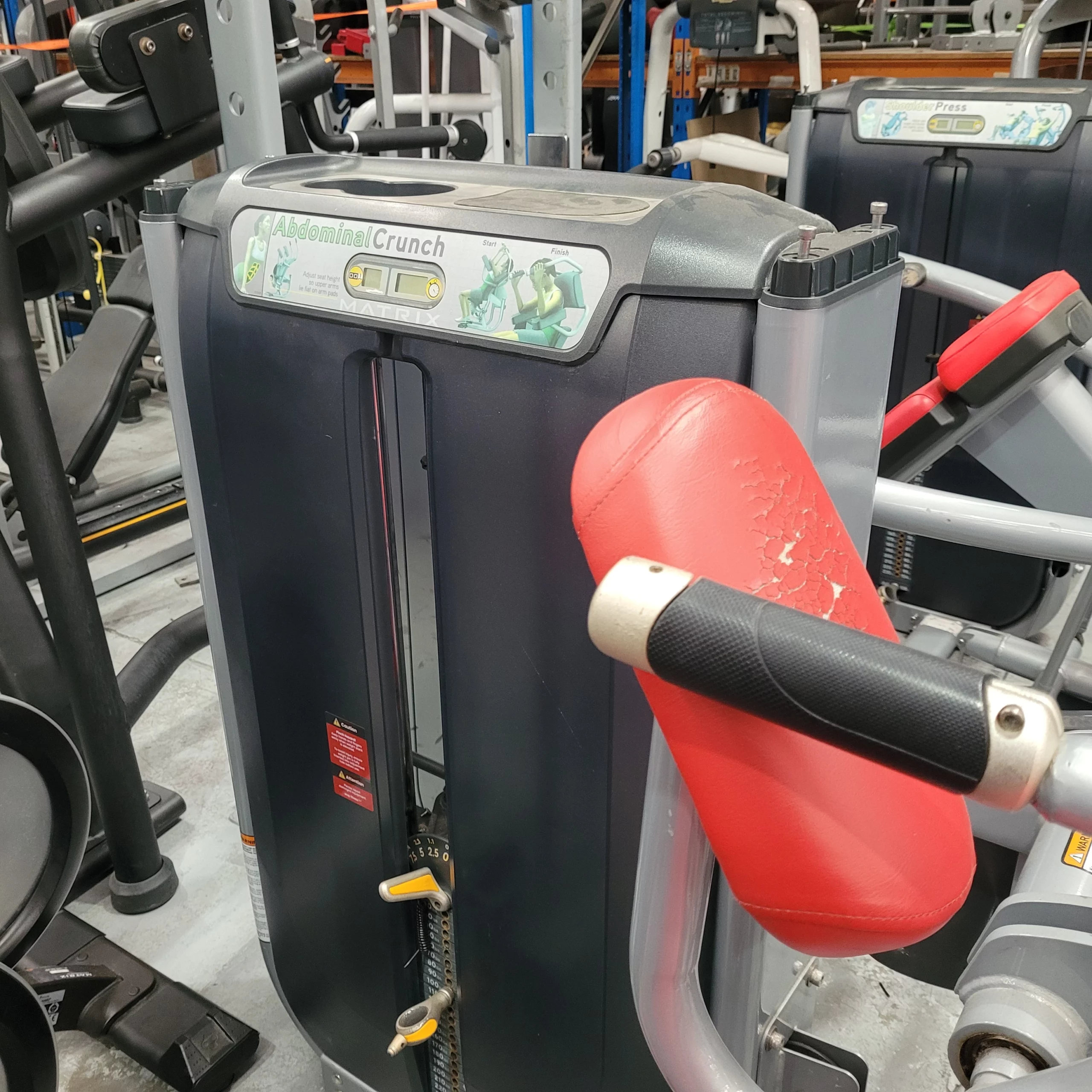 Matrix Ultra Abdominal Crunch - Silver Frame Red Upholstery - Image 2